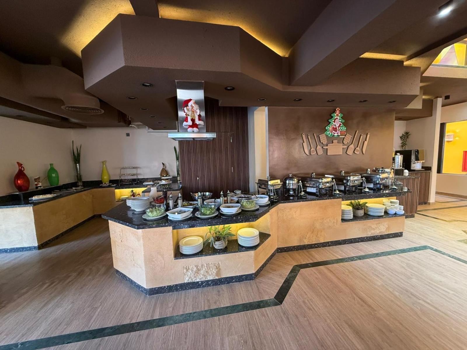 Luxury 4br Sea View Aldora Resort, Vila Hurghada
